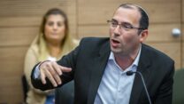 יו"ר ועדת החוקה ח"כ שמחה רוטמן (צילום: אוליבייה פיטוסי)