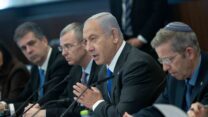 ראש הממשלה, בנימין נתניהו בדיון הממשלה (צילום: יונתן זינדל/פלאש90)