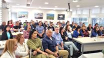 פורום ועדים באר שבע

מזל גולן מנכלית האיגוד
עידית כהן מנהלת העמותות
אבי שלמה סמנכל העמותות וחברי ועדים במרחב נגב