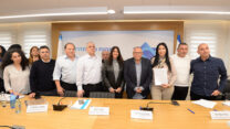 החתימה על ההסכם ברכבת ישראל (צילום: דוברות ההסתדרות)