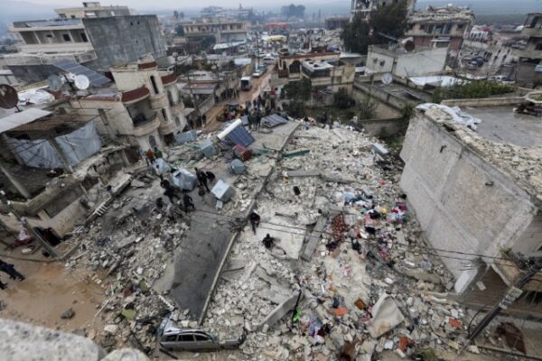 נזקי רעידת האדמה בעיר ג׳אנדריס בצפון סוריה (צילום: REUTERS/Khalil Ashawi)