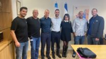 חתימה על הסכם קיבוצי ברמ"י (צילום: הסתדרות עובדי המדינה)