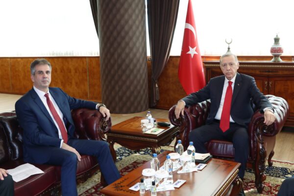 שר החוץ אלי כהן בפגישה עם נשיא טורקיה ארדואן (צילום: משרד הנשיאות של טורקיה)