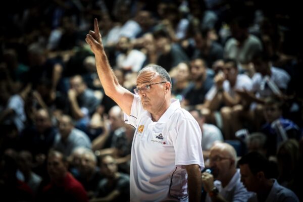 אריאל בית הלחמי, מאמן נבחרת ישראל בכדורסל (צילום: איגוד הכדורסל בישראל)