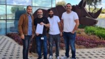 התאגדות עובדי מפעל דלתות רשפים באשקלון (צילום: דוברות ההסתדרות)
