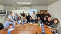 החתימה על ההסכמים הקיבוציים בחברות יציר כפיים-מילופרי ומילועוף (צילום: דוברות ההסתדרות)