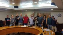 נציגי ועד עובדי ריבון (ECI לשעבר), נציגי החברה בישראל ואיגוד עובדי הסלולר, האינטרנט וההייטק, בחתימה על ההסכם הקיבוצי (צילום: דוברות ההסתדרות)