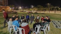 מעגל שיח באירוע "מפגשים בשולי ההפגנות" (צילום: אליעד אברקי)