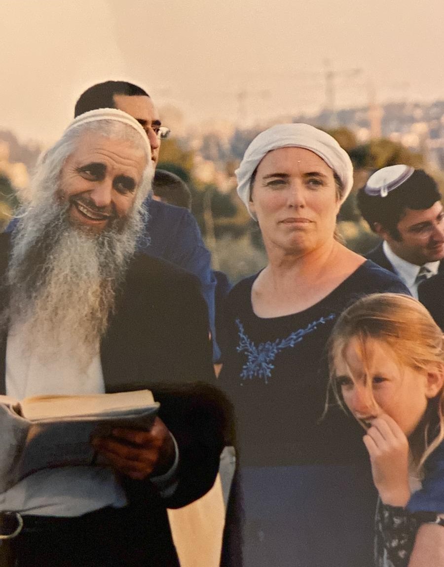 Rabbi Menachem and Haddasah Froman with their daughter Liharaz when she was a child. "He never told us 'we have to do this and that,' because it was just clear, that's what we do" (Photo: Private album).