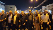 חבר הכנסת אחמד טיבי (במרכז) בהפגנה בסכנין במחאה על אלימות המתנחלים בחווארה (צילום: דוברות ח"כ אחמד טיבי)