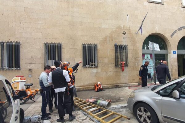 זירת תאונת עבודה בחיפה (צילום: איחוד הצלה)