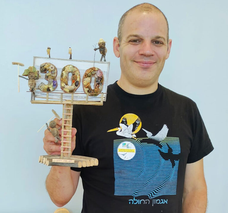 יובל כליל החורש. "אם בבוקר ראיתי זיקית שחיכתה לי על הקיר בבית, הגעתי לעבודה וניסיתי ליצור זיקית שהפכה להיות פרויקט מטורף" (צילום: אלבום פרטי)