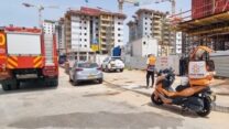 תאונת עבודה בראשון לציון בה נפצע קשה עובד כבן 35 (צילום: דוברות איחוד הצלה)