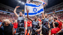 הפועל ירושלים מנצחת את א.א.ק. אתונה ומעפילה לפיינל פור של ליגת האלופות בכדורסל (צילום אורן בן חקון/פלאש90)