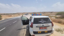 השיטפון בכביש 90 ליד עין יהב (צילום: דוברות המשטרה)