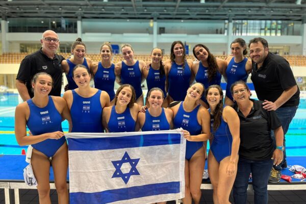 נבחרת הנשים של ישראל בכדרומים (צילום: איגוד הכדרומים בישראל)