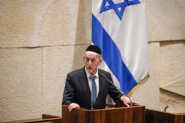 סגן שרת התחבורה ח"כ אורי מקלב. התנגד למשרד שבו הוא מכהן (צילום: דני שם טוב, דוברות הכנסת)