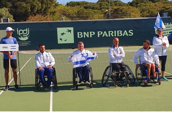 נבחרת ישראל בטניס בכיסאות גלגלים זוכה במקום השני באליפות העולם (צילום: אבי לחיאני)