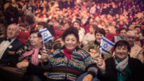 קשישים יוצאי רוסיה וברית המועצות (צילום ארכיון: הדס פרוש/ פלאש90)