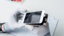 תיקון פלאפון (צילום: Shutterstock)