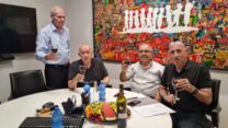 חתימת ההסכם הקיבוצי בענף המלונאות (צילום: יחצ)
