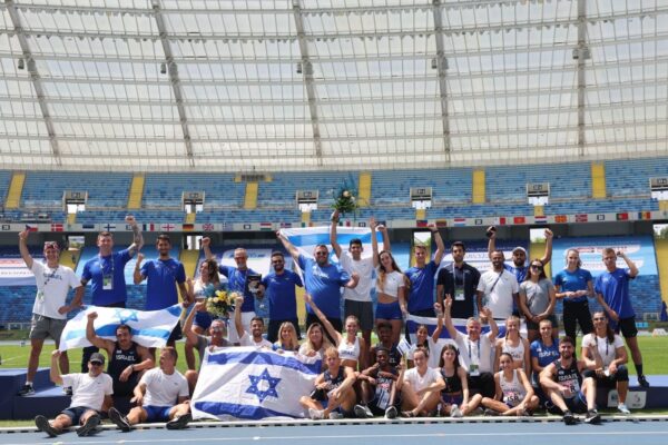 נבחרת האתלטיקה של ישראל במשחקים האירופיים בקרקוב (צילום: הוועד האולימפי בישראל)