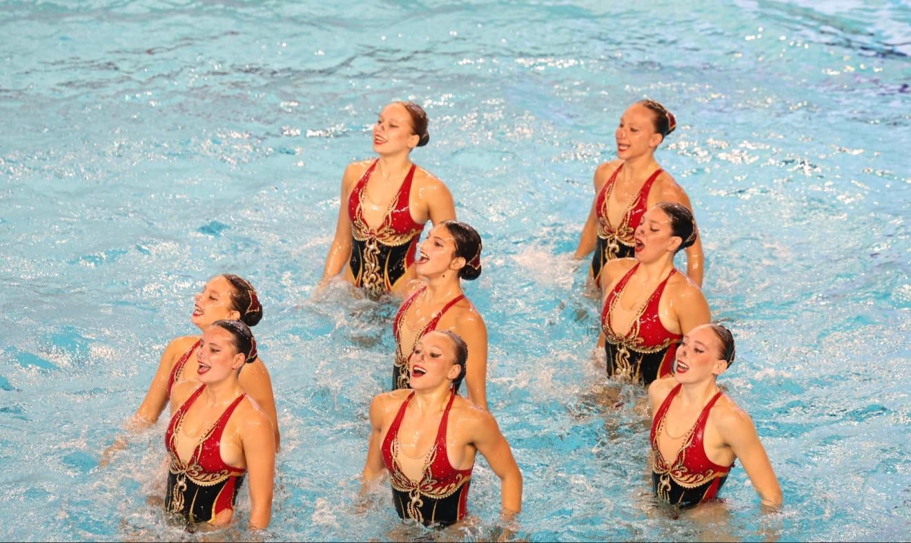 נבחרת ישראל בשחייה אמנותית, במשחקים האירופיים בפולין (צילום: הוועד האולימפי בישראל)