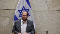 ח"כ שמחה רוטמן בדיונים במליאה לקראת ההצבעה על עילת הסבירות (צילום: דוברות הכנסת - נועם מושקוביץ')