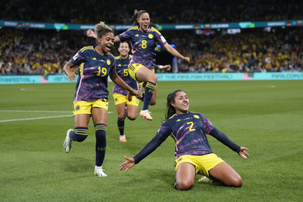 מנואלה ואנגאס מנבחרת קולומביה, חוגגת את שער הניצחון על גרמניה, בשלב הבתים של מונדיאל נשים 2023 (צילום AP/Rick Rycroft)