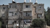 בניין דירות בשכונה ג' בבאר שבע (צילום: דוד טברסקי)
