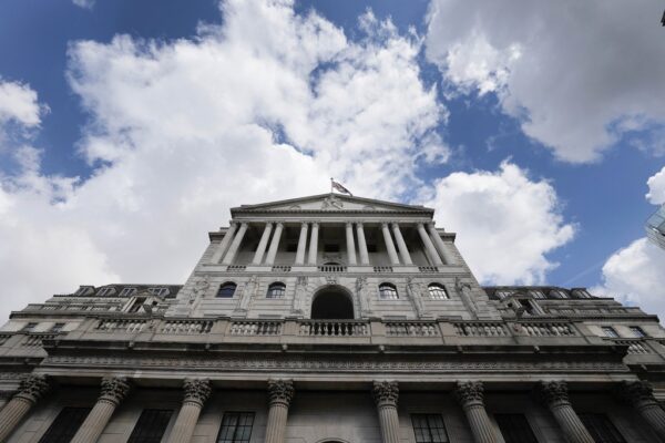 בנק אנגליה (צילום: AP Photo/Frank Augstein)
