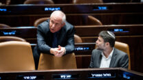 שר האוצר בצלאל סמוטריץ' ושר החקלאות אבי דיכטר (צילום: יונתן זינדל/פלאש90)