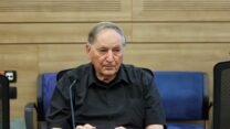 יו"ר ארגון המורים העל יסודיים רן ארז (צילום: נועם מושקוביץ, דוברות הכנסת)