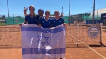 נבחרת הבנות עד גיל 12 בטניס, זוכות באליפות אירופה בצרפת (צילום: איגוד הטניס)