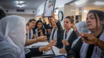 מתאבלות על סלמאן חאלב, בן 66 מאבו סנאן, שנרצח יחד עם מועמד לראשות המועצה המקומית ושני בני אדם נוספים (צילום: פלאש 90)