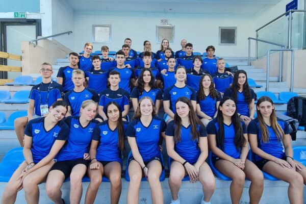 שחייני נבחרת הנוער של ישראל (צילום: לידור גולדברג, איגוד השחייה)