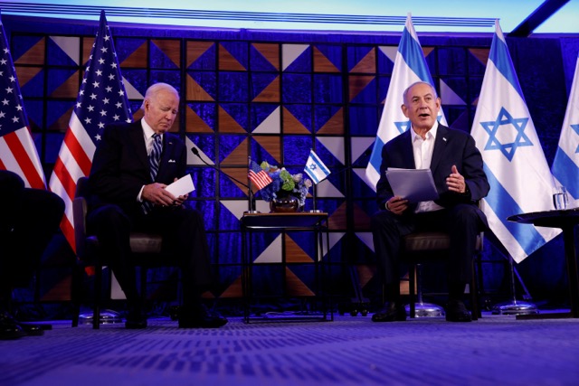 ראש הממשלה בנימין נתניהו ונשיא ארה״ב ג׳ו ביידן בהצהרה משותפת בתל אביב (צילום: REUTERS/Evelyn Hockstein)