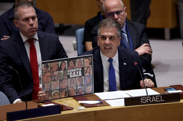 שר החוץ אלי כהן והשגריר גלעד ארדן בדיון מועצת הביטחון של האו״ם (צילום: REUTERS/Shannon Stapleton)