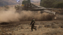 כוחות צה"ל בגבול הצפון (צילום: AP Photo/Petros Giannakouris)