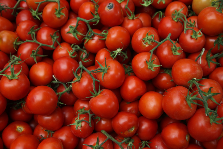 עגבניות בשוק (צילום: נתי שוחט/פלאש 90)