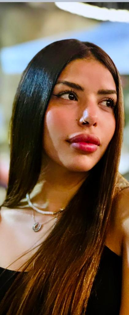 איית האב. "היה לי חשוב להגיד לתלמידים בזום שאני אוהבת אותם ושולחת להם חיבוק" (צילום: אלבום פרטי)
