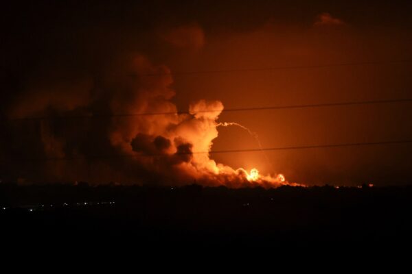תקיפות חיל האוויר ברצועת עזה (צילום: REUTERS/Ronen Zvulun)