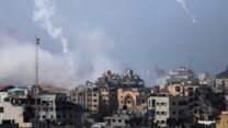 תקיפות של צה״ל במרכז העיר עזה (צילום: REUTERS/Mohammed Al-Masri)