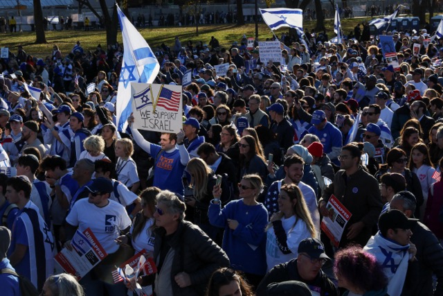 תומכי ישראל בעצרת בוושינגטון נגד האנטישמיות והחזרת החטופים מרצועת עזה (צילום: REUTERS/Leah Millis)