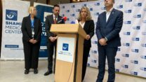 שר החוץ אלי כהן, מנכ"לית אסף הרופא אסנת לבציון קורח, שר הבריאות אוריאל בוסו (צילום: יהל פרג')