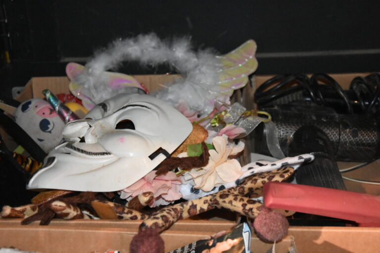 Masks and party accessories. "For us, the event is not over." (Photo: Hadas Yom Tov)