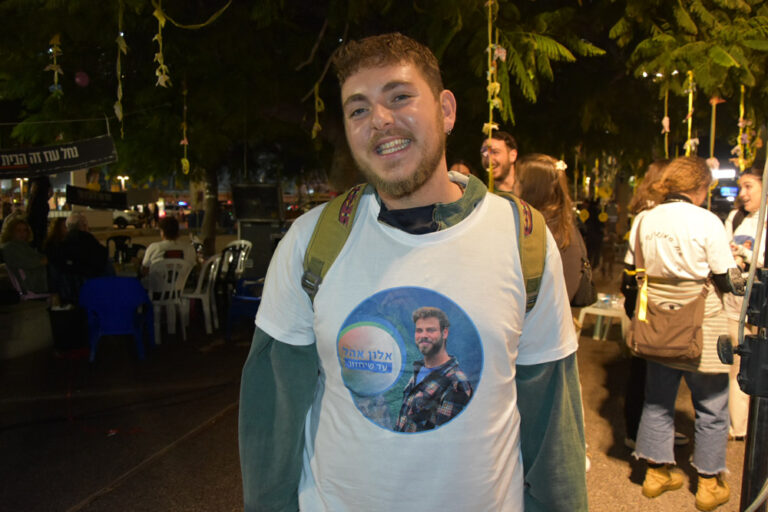 איתן ברגמן. "התקווה מאוד חזקה, אני מרגיש שהוא אוטוטו יבוא" (צילום: הדס יום טוב)