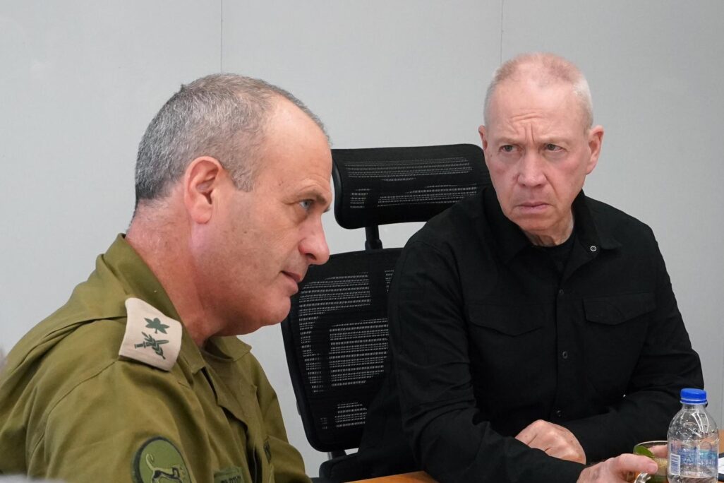 שר הביטחון ואלוף פיקוד מרכז (צילום: אריאל חרמוני, משרד הביטחון)