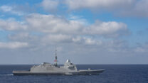 כלי שיט צרפתי בים האדום (צילום: Marine Nationale via AP)