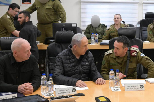 החקירות, הסכנות וצווי המעצר: התביעות נגד ישראל בבתי הדין בהאג